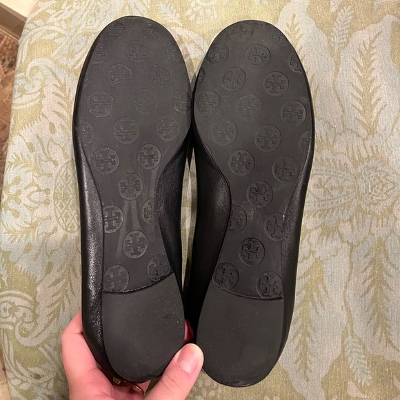 Tory Burch Classic Reva Flat Black - Picture 2 of 6